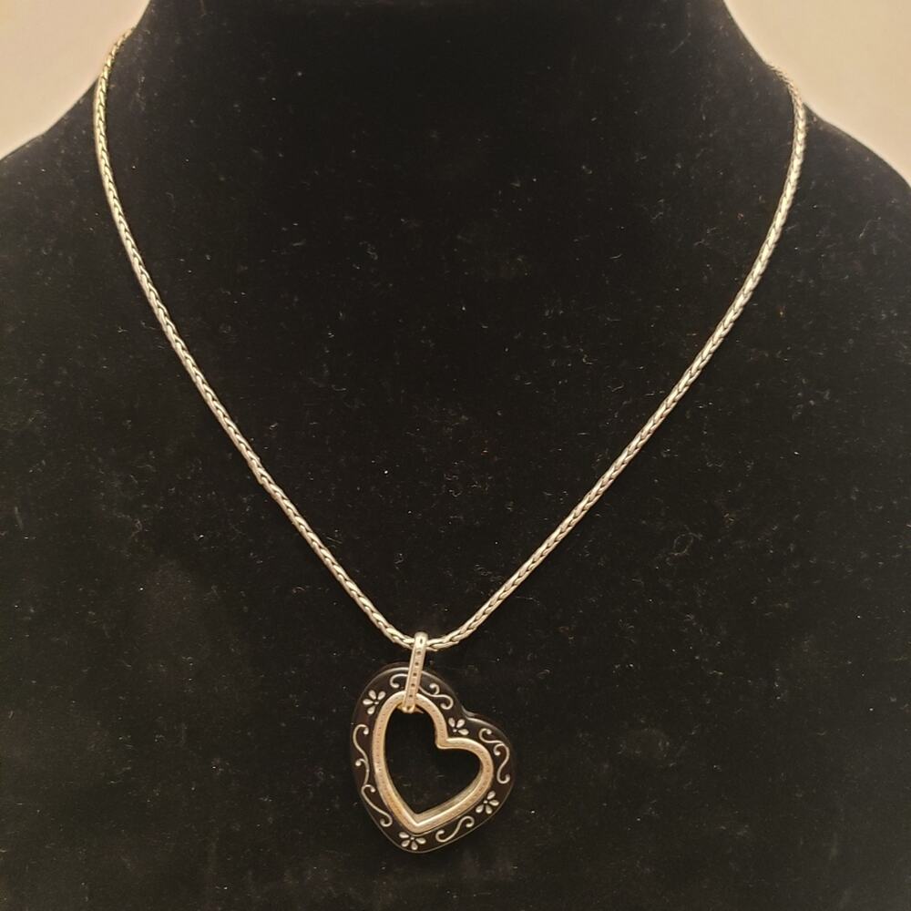 Brighton‎ vintage black and brown enamel floating heart pendent necklace